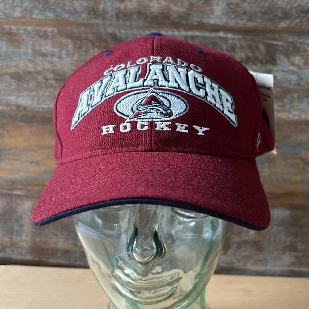 Authentic Fitted 7 1/2 Zephyr Hat Colorado Avalanche Hockey